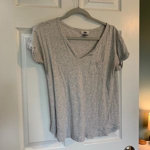 Old navy v-neck gray tee